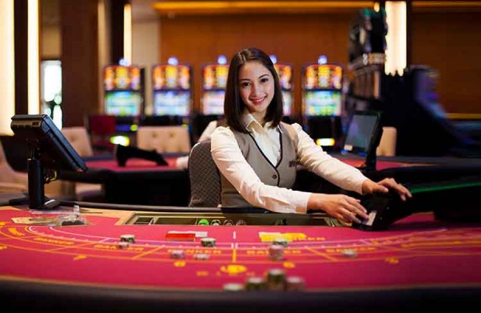 Dealer là gì? 5 yếu tố cần có để trở thành Dealer trong Casino 3 Dealer